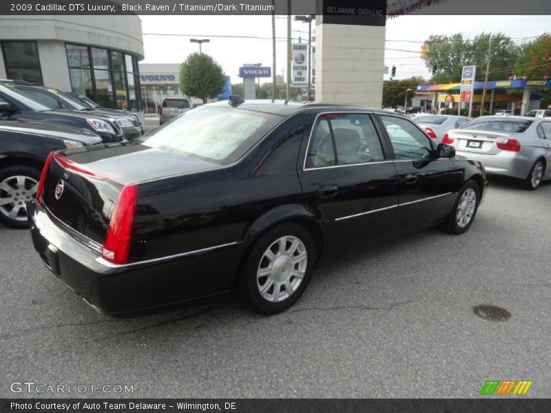 Black Raven / Titanium/Dark Titanium 2009 Cadillac DTS Luxury