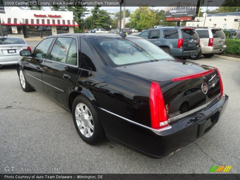 Black Raven / Titanium/Dark Titanium 2009 Cadillac DTS Luxury