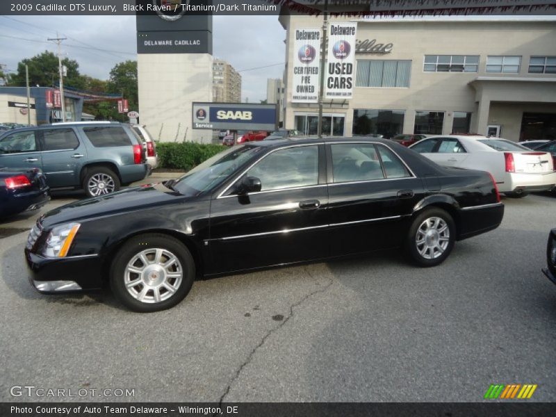 Black Raven / Titanium/Dark Titanium 2009 Cadillac DTS Luxury