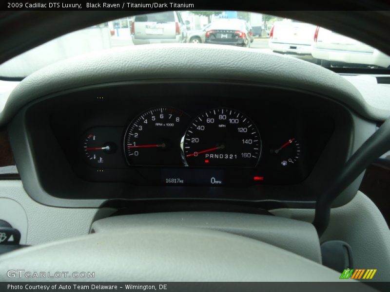 Black Raven / Titanium/Dark Titanium 2009 Cadillac DTS Luxury