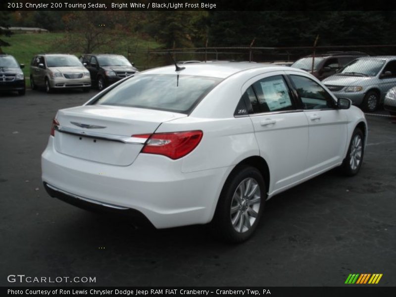 Bright White / Black/Light Frost Beige 2013 Chrysler 200 Touring Sedan