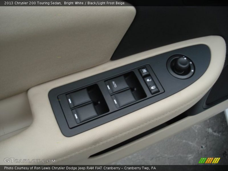 Bright White / Black/Light Frost Beige 2013 Chrysler 200 Touring Sedan