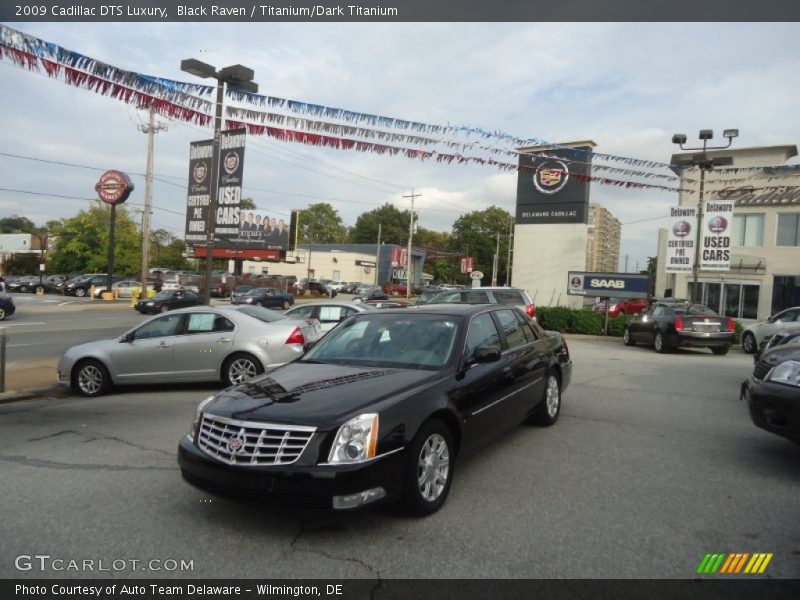 Black Raven / Titanium/Dark Titanium 2009 Cadillac DTS Luxury