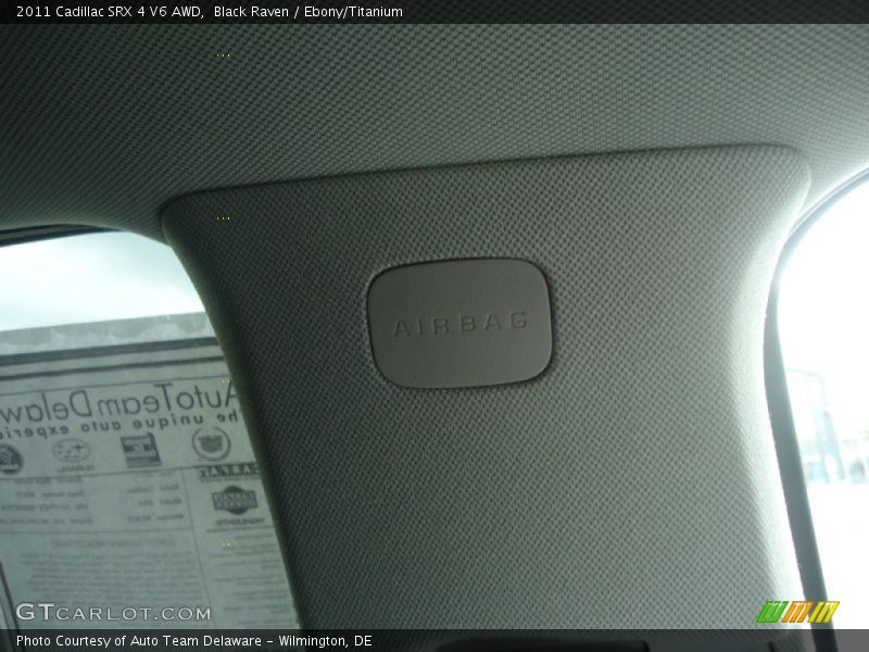 Black Raven / Ebony/Titanium 2011 Cadillac SRX 4 V6 AWD