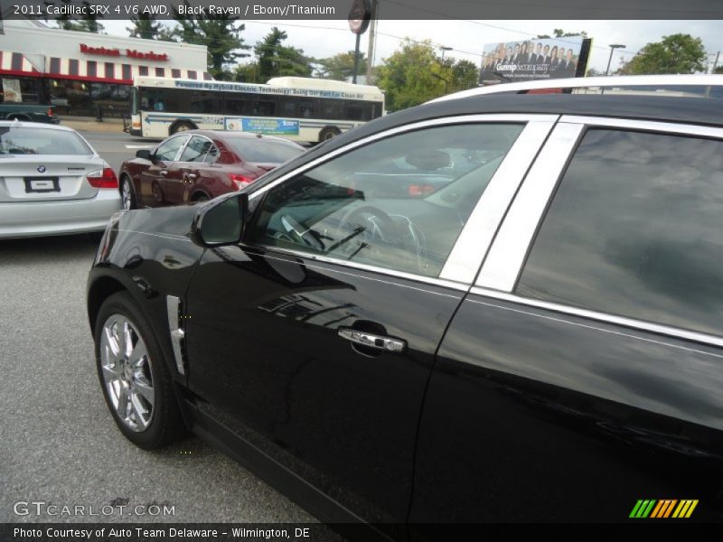 Black Raven / Ebony/Titanium 2011 Cadillac SRX 4 V6 AWD