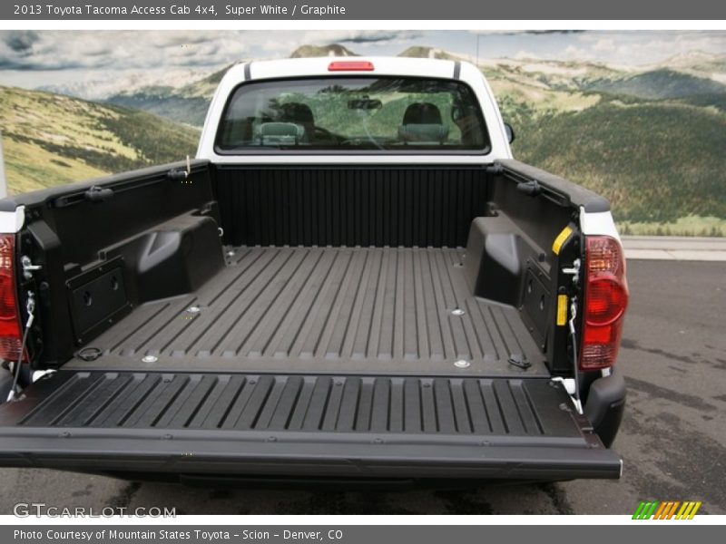 Super White / Graphite 2013 Toyota Tacoma Access Cab 4x4