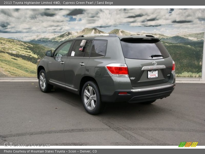 Cypress Green Pearl / Sand Beige 2013 Toyota Highlander Limited 4WD