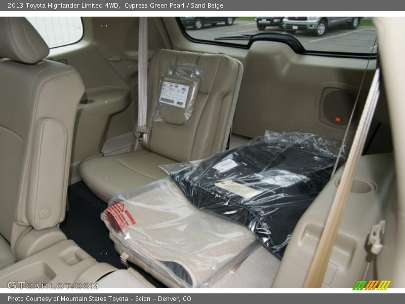 Cypress Green Pearl / Sand Beige 2013 Toyota Highlander Limited 4WD