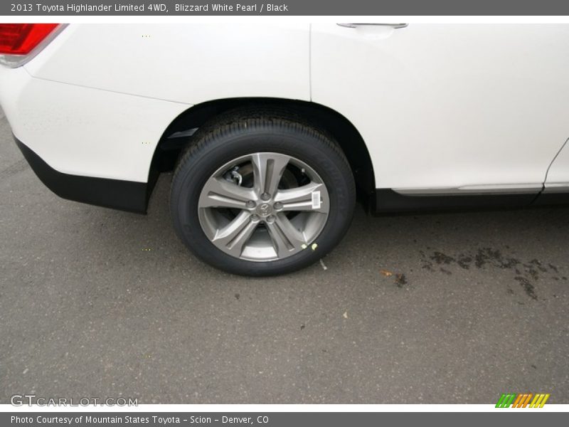Blizzard White Pearl / Black 2013 Toyota Highlander Limited 4WD