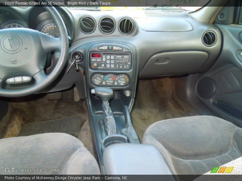 Bright Red / Dark Taupe 2000 Pontiac Grand Am SE Sedan
