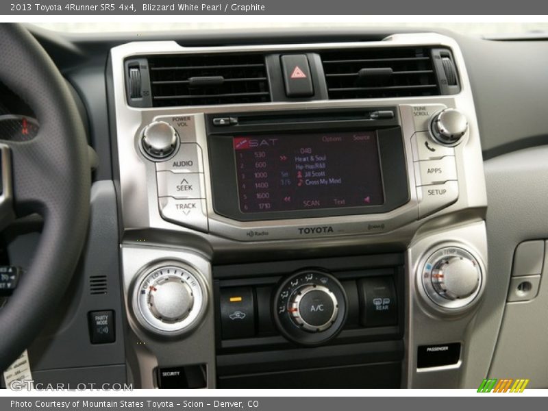 Blizzard White Pearl / Graphite 2013 Toyota 4Runner SR5 4x4