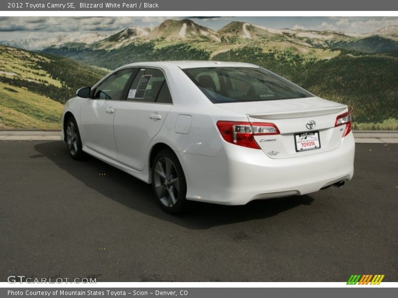 Blizzard White Pearl / Black 2012 Toyota Camry SE