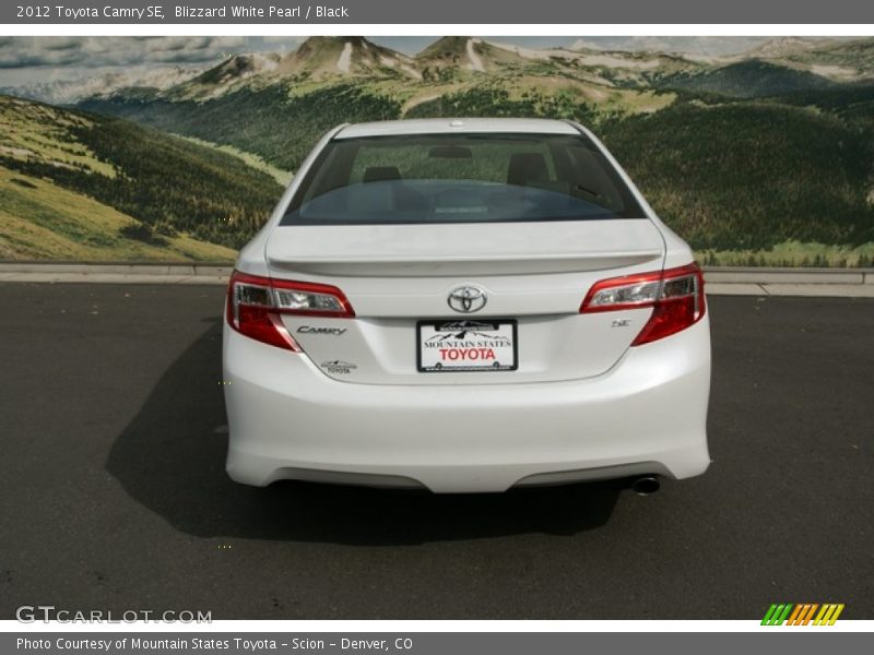 Blizzard White Pearl / Black 2012 Toyota Camry SE