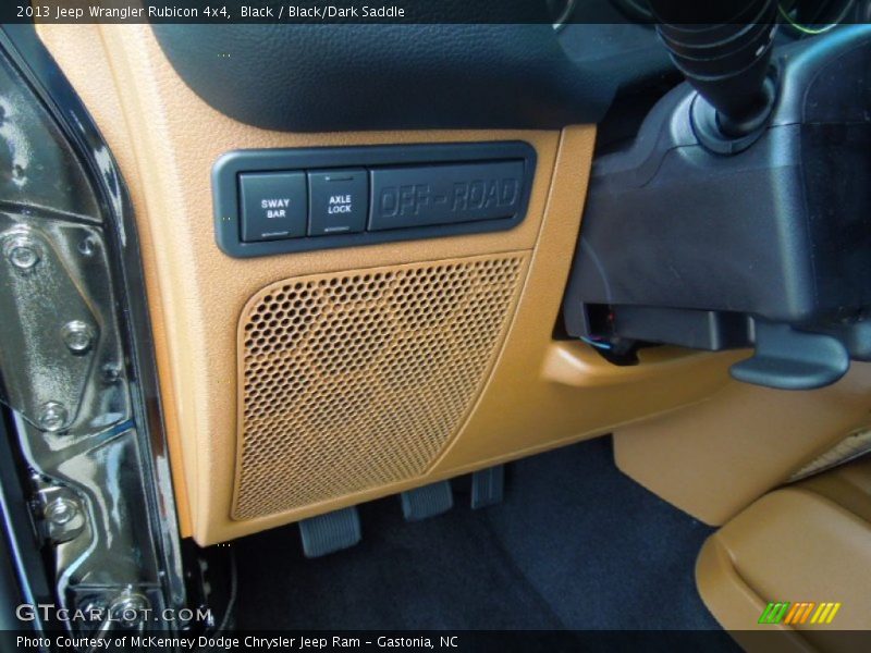 Controls of 2013 Wrangler Rubicon 4x4