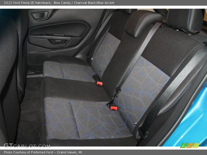 Blue Candy / Charcoal Black/Blue Accent 2013 Ford Fiesta SE Hatchback
