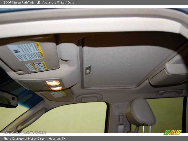 Avalanche White / Desert 2006 Nissan Pathfinder LE