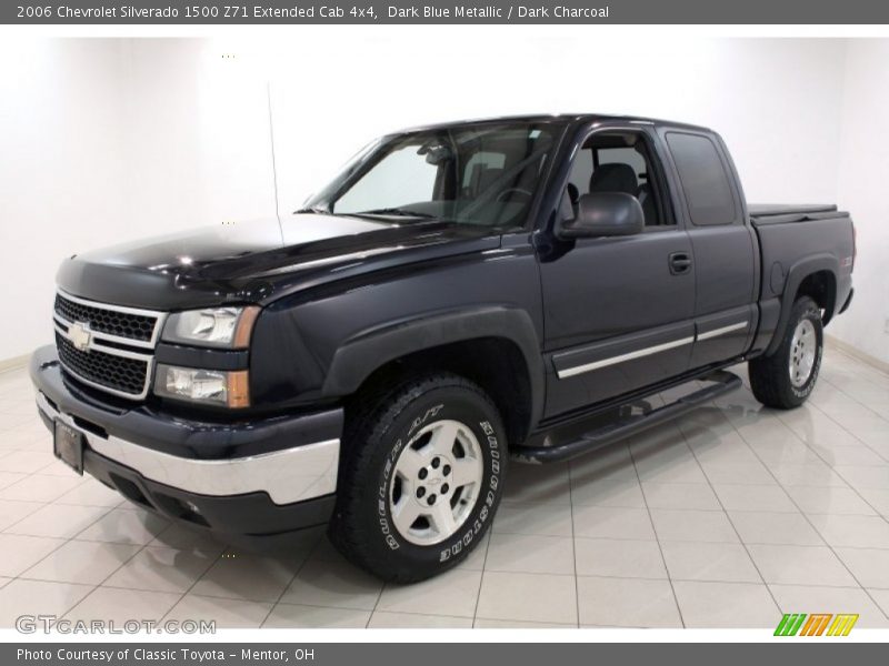 Dark Blue Metallic / Dark Charcoal 2006 Chevrolet Silverado 1500 Z71 Extended Cab 4x4