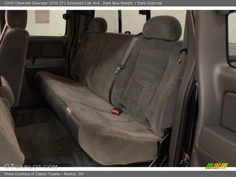 Dark Blue Metallic / Dark Charcoal 2006 Chevrolet Silverado 1500 Z71 Extended Cab 4x4