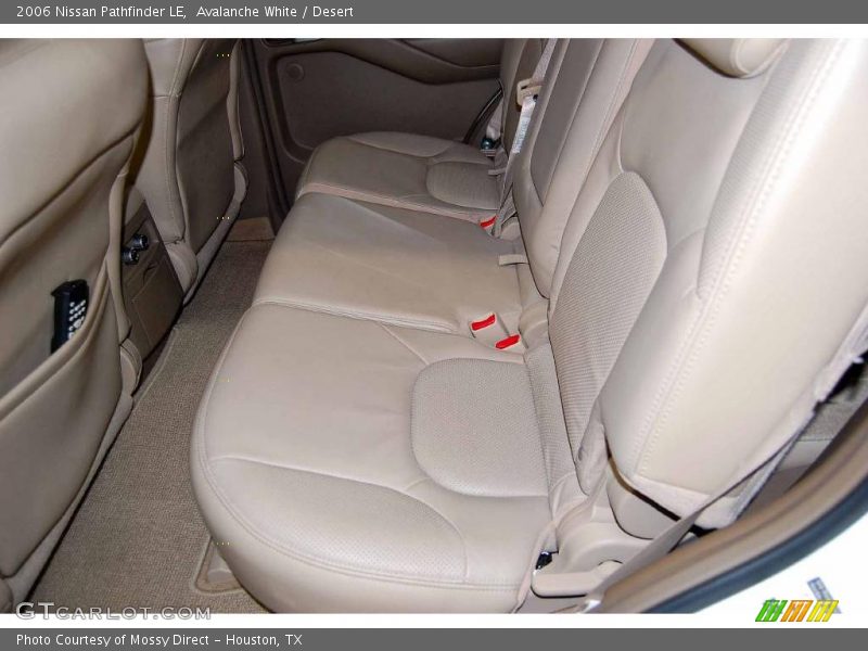 Avalanche White / Desert 2006 Nissan Pathfinder LE