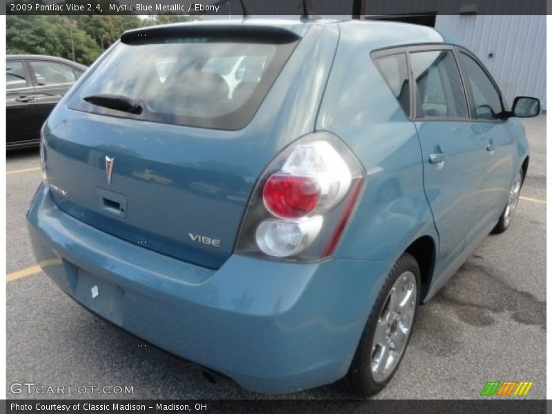 Mystic Blue Metallic / Ebony 2009 Pontiac Vibe 2.4