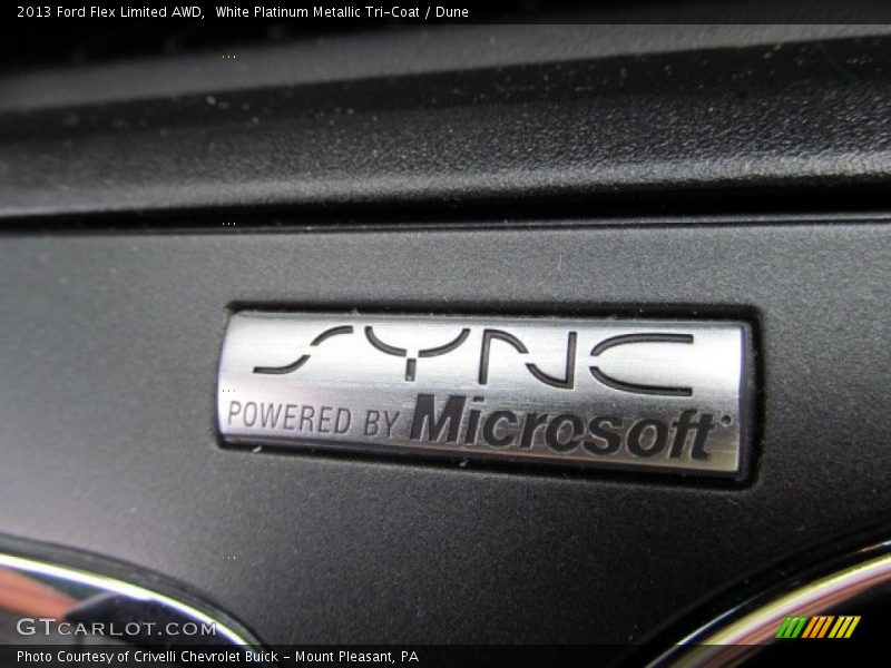 White Platinum Metallic Tri-Coat / Dune 2013 Ford Flex Limited AWD