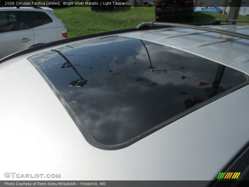 Sunroof of 2006 Pacifica Limited