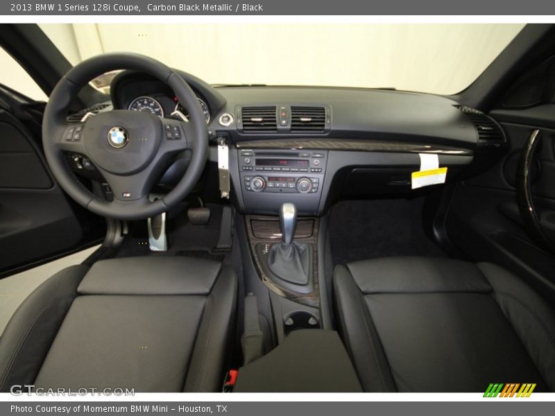 Dashboard of 2013 1 Series 128i Coupe