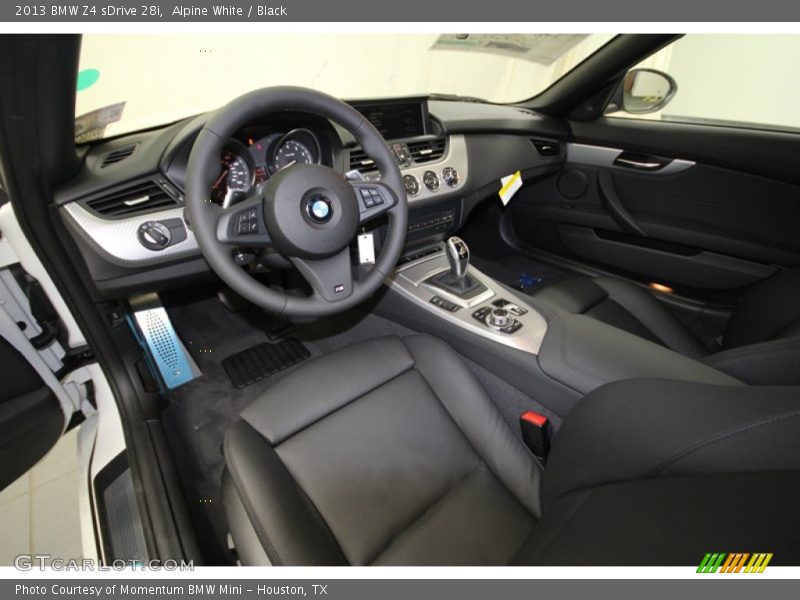 Alpine White / Black 2013 BMW Z4 sDrive 28i