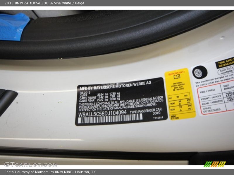 2013 Z4 sDrive 28i Alpine White Color Code 300