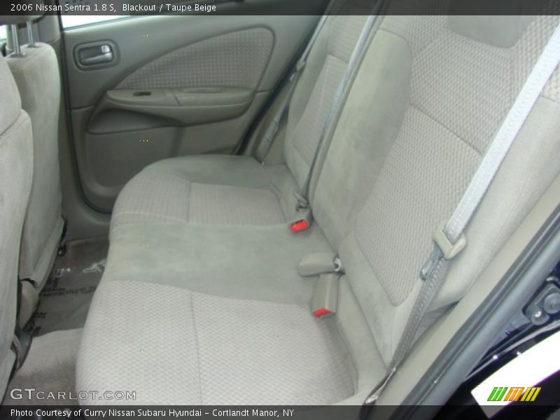 Blackout / Taupe Beige 2006 Nissan Sentra 1.8 S