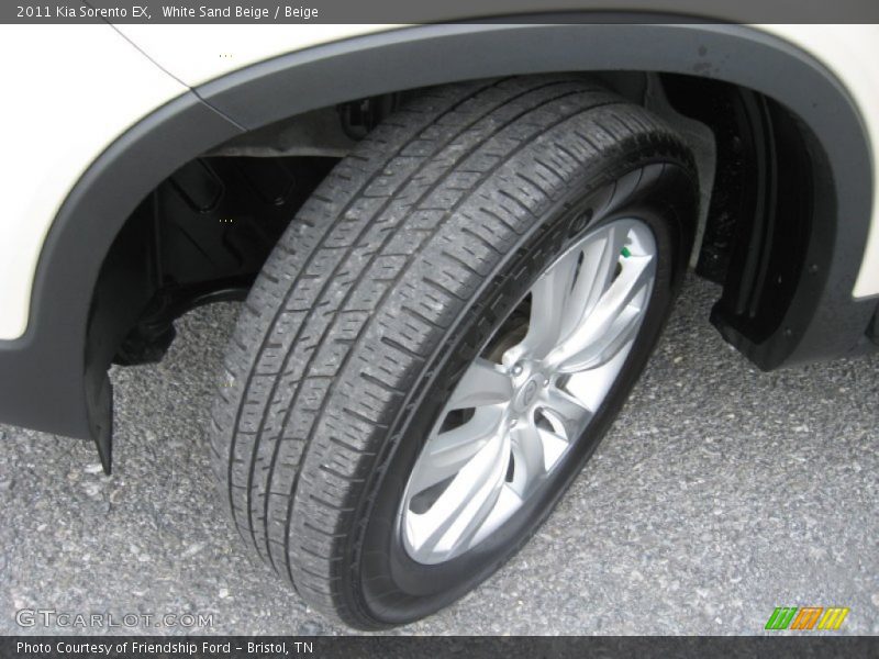 White Sand Beige / Beige 2011 Kia Sorento EX