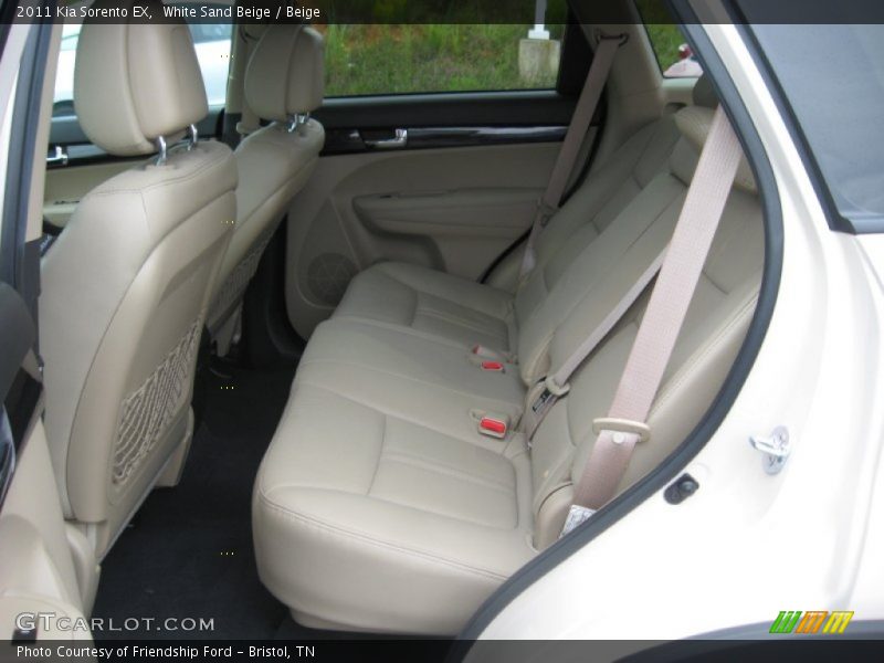 White Sand Beige / Beige 2011 Kia Sorento EX