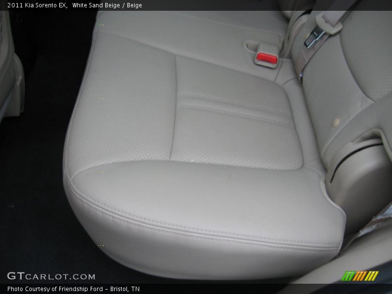 White Sand Beige / Beige 2011 Kia Sorento EX