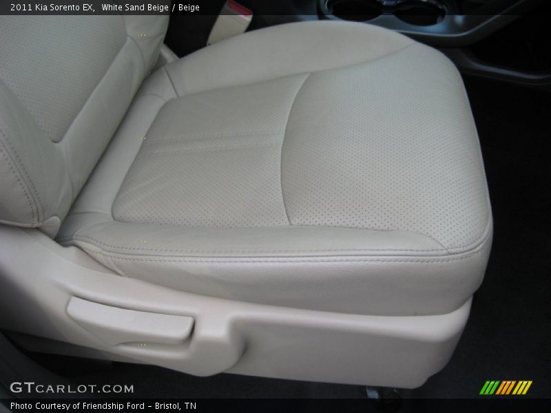White Sand Beige / Beige 2011 Kia Sorento EX