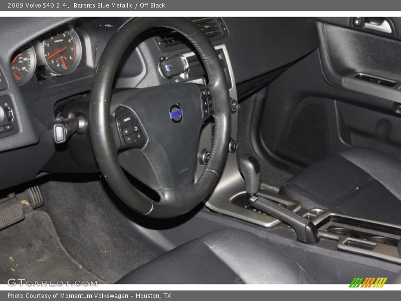 Barents Blue Metallic / Off Black 2009 Volvo S40 2.4i