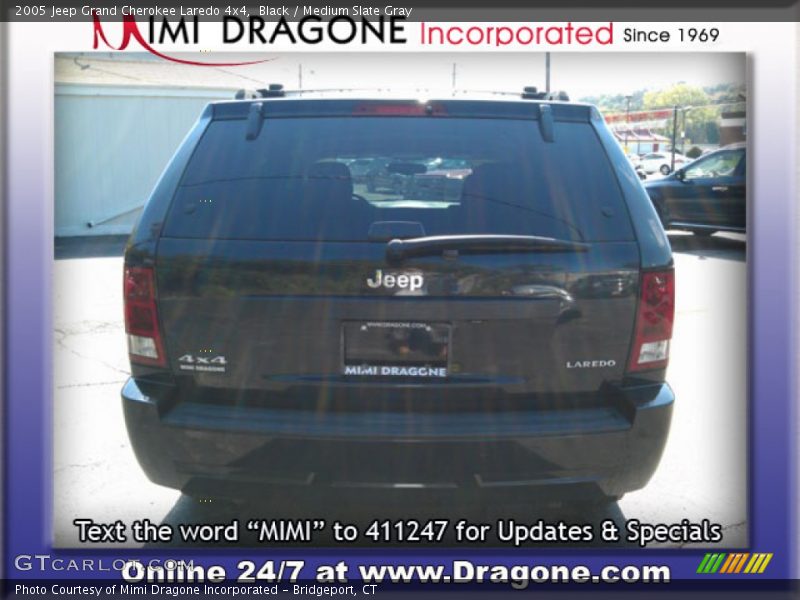 Black / Medium Slate Gray 2005 Jeep Grand Cherokee Laredo 4x4