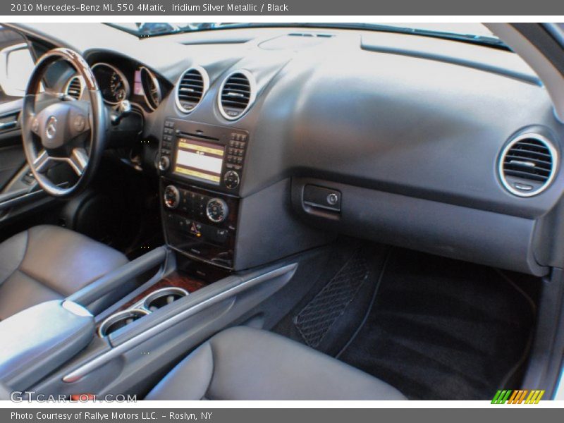 Iridium Silver Metallic / Black 2010 Mercedes-Benz ML 550 4Matic