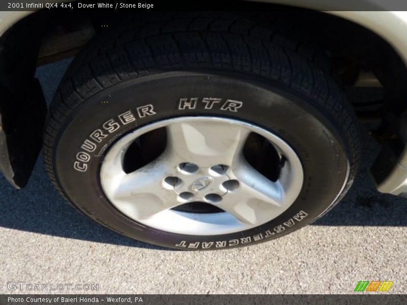 Dover White / Stone Beige 2001 Infiniti QX4 4x4
