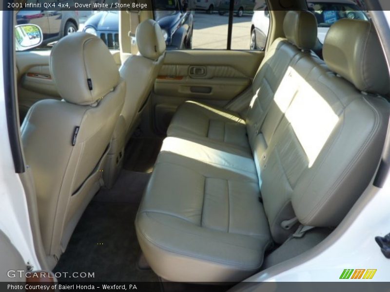Dover White / Stone Beige 2001 Infiniti QX4 4x4