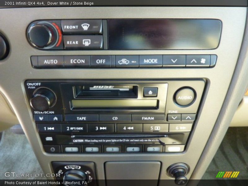 Dover White / Stone Beige 2001 Infiniti QX4 4x4