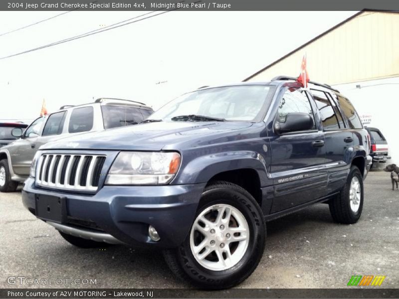 Midnight Blue Pearl / Taupe 2004 Jeep Grand Cherokee Special Edition 4x4