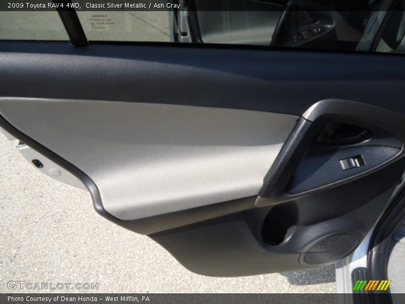 Classic Silver Metallic / Ash Gray 2009 Toyota RAV4 4WD