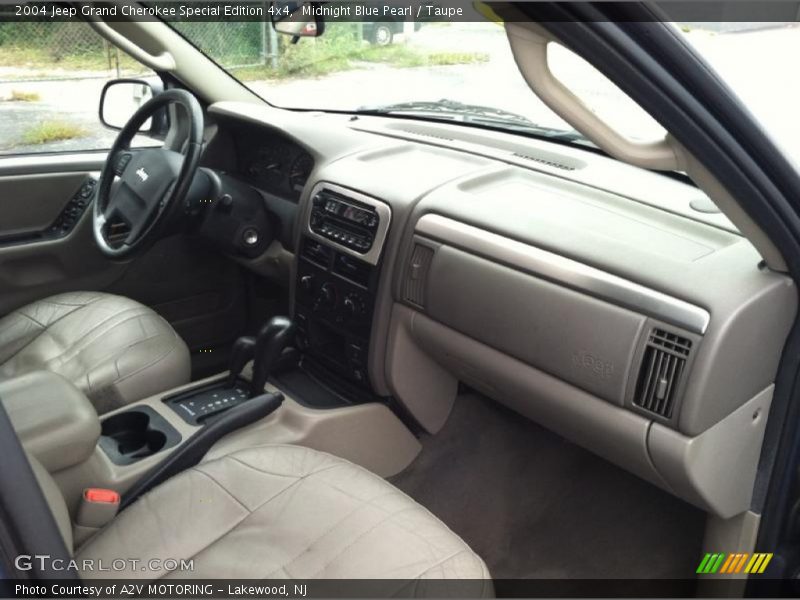 Midnight Blue Pearl / Taupe 2004 Jeep Grand Cherokee Special Edition 4x4