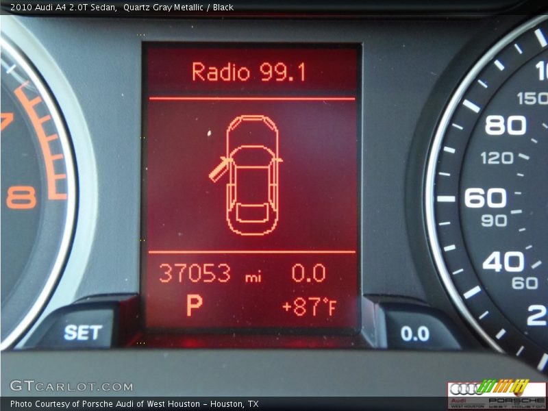 Quartz Gray Metallic / Black 2010 Audi A4 2.0T Sedan