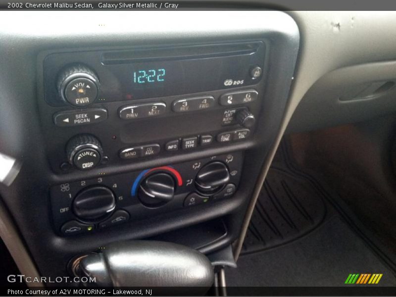 Galaxy Silver Metallic / Gray 2002 Chevrolet Malibu Sedan