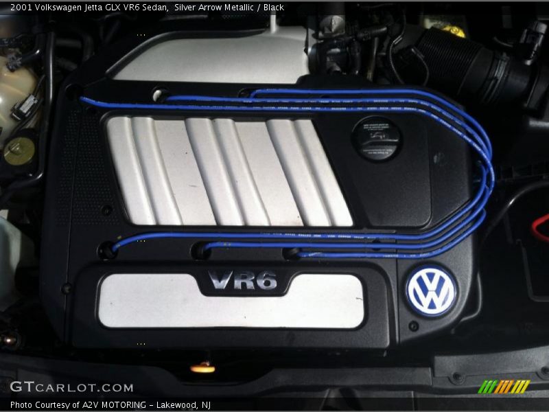Silver Arrow Metallic / Black 2001 Volkswagen Jetta GLX VR6 Sedan