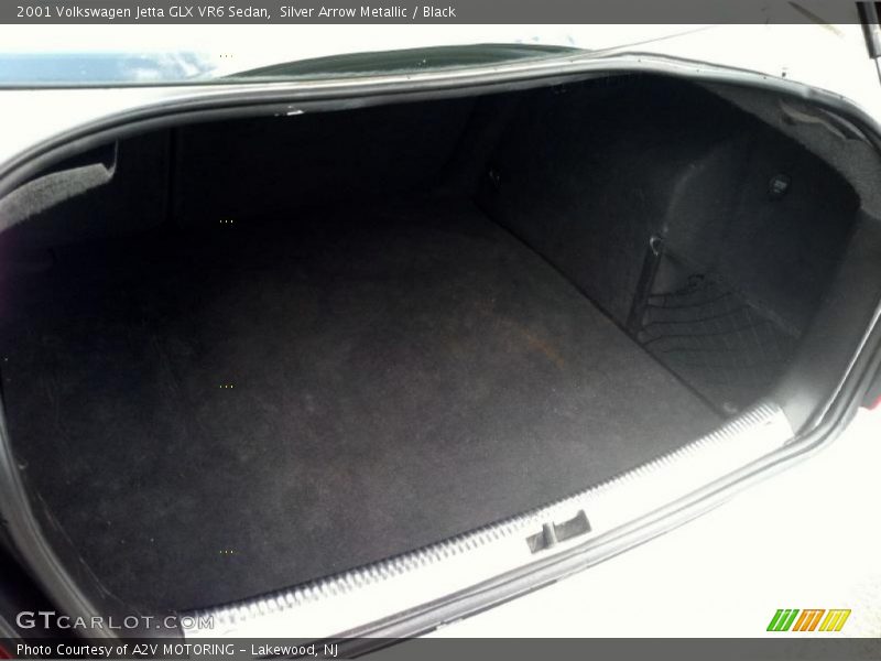 Silver Arrow Metallic / Black 2001 Volkswagen Jetta GLX VR6 Sedan