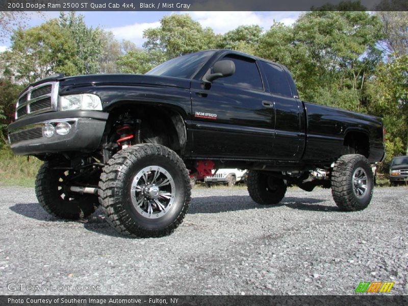 Front 3/4 View of 2001 Ram 2500 ST Quad Cab 4x4