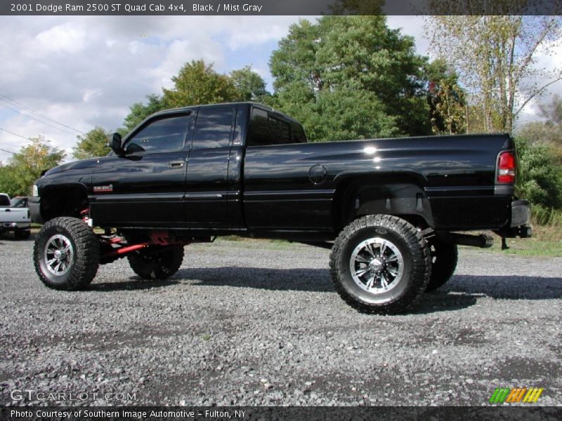  2001 Ram 2500 ST Quad Cab 4x4 Black