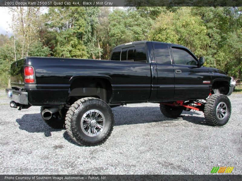  2001 Ram 2500 ST Quad Cab 4x4 Black